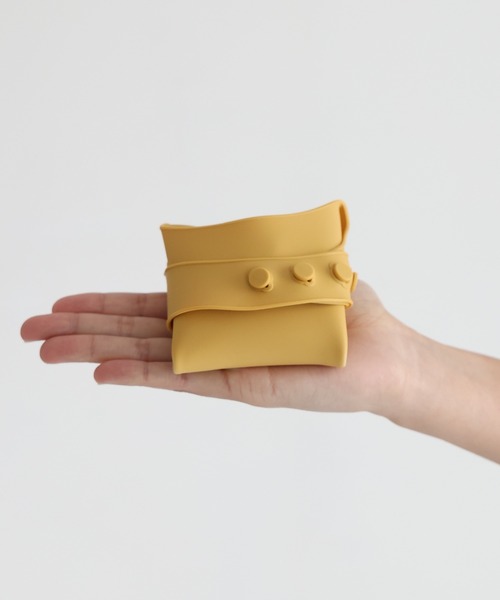 PUPPAPUPO（プッパプーポ）の「シリコンビブ 2枚セット（マグ/哺乳瓶/お食事グッズ・キッズ・その他1/ベージュ系その他/ブルー系その他・FREE）」の15枚目の写真