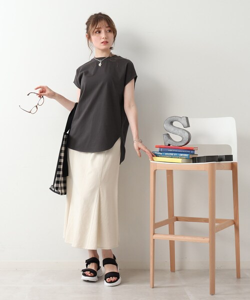 DRESKIP(ドレスキップ)の「◆【USAコットン100%/洗える】フレンチスリーブTシャツ(Tシャツ/カットソー・レディース・ライトベージュ/ブラック系2/グレー系その他/ダークオレンジ/オフホワイト・02/04/03)」の18枚目の写真