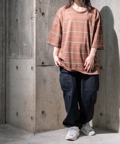 JOHN'S CLOSET（ジョンズクローゼット）の「【i】天竺 ピンボーダー半袖Tシャツ（Tシャツ/カットソー・メンズ・ブラウン/サックスブルー/グリーン・LARGE/MEDIUM/X-LARGE）」の9枚目の写真