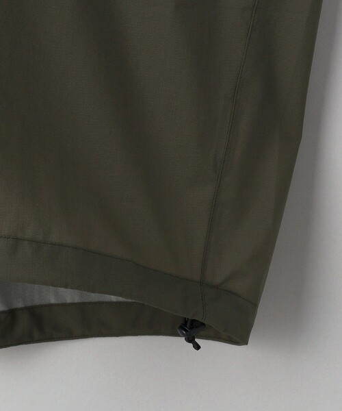 THE NORTH FACE(ザノースフェイス)の「THE NORTH FACE/ザ・ノースフェイス Taguan Poncho/タグアンポンチョ(トレンチコート・レディース・オリーブ/キャメル・MEDIUM)」の10枚目の写真