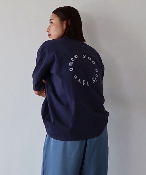 CREDONA（クレドナ）の「バックサークルロゴTee（Tシャツ/カットソー・レディース・ネイビー/オフホワイト/クリーム・FREE）」の3枚目の写真