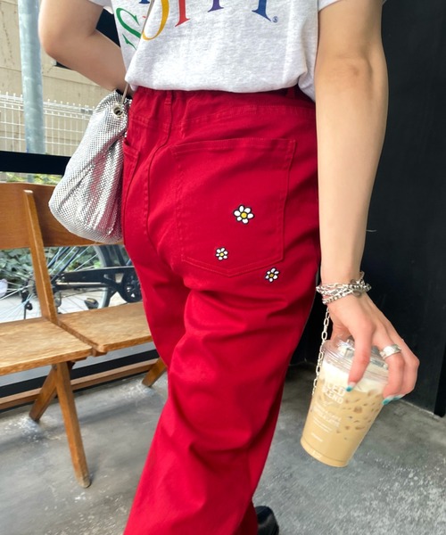 WHO'S WHO gallery（フーズフーギャラリー）の「フラワーツイル