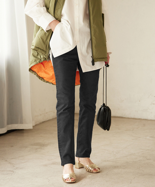 SLOBE IENA（スローブイエナ）の「LE DENIM ボーイズスリムファイブポケット（デニムパンツ・レディース・ブルー/グリーン/ブラック・38/36）」の16枚目の写真