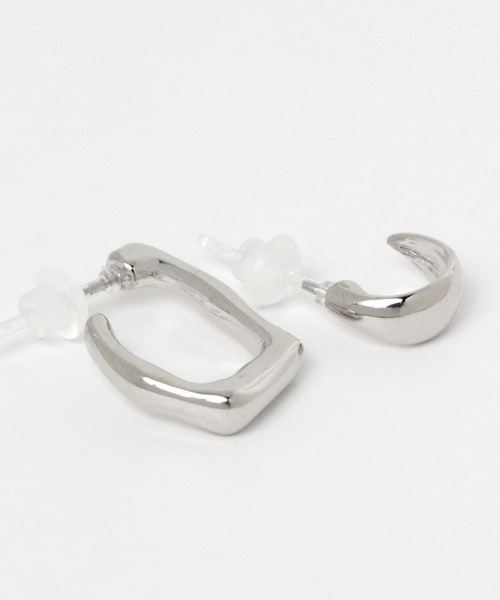 LAKOLE(ラコレ)の「変形デザイン樹脂ポストピアス4点SET / 298752(ピアス(両耳用)・レディース・その他1/その他2・FREE)」の4枚目の写真