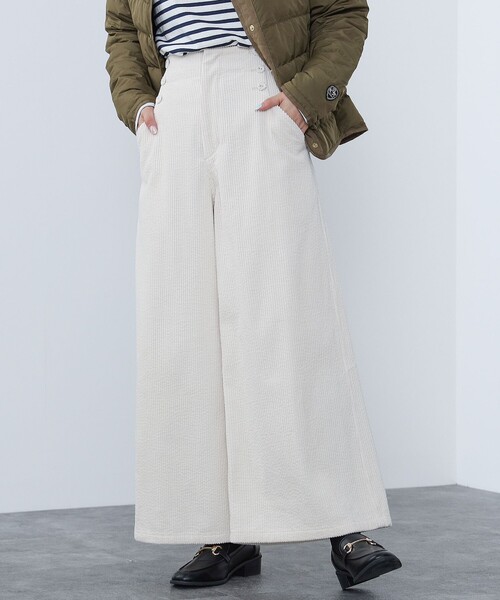 BEAMS HEART（ビームスハート）の「サイドボタン コーデュロイパンツ（その他パンツ・レディース・ネイビー/グリーン/ライトベージュ/カーキ/チャコールグレー/ブルー・SMALL/MEDIUM）」の2枚目の写真
