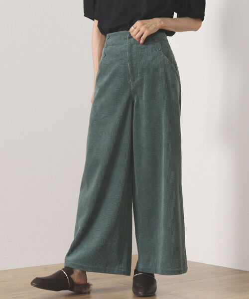 BEAMS HEART（ビームスハート）の「サイドボタン コーデュロイパンツ（その他パンツ・レディース・ネイビー/グリーン/ライトベージュ/カーキ/チャコールグレー/ブルー・SMALL/MEDIUM）」の9枚目の写真