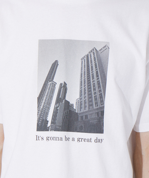 ABAHOUSE GRAY(アバハウスグレイ)の「【モノトーン】フォトプリント 半袖 Tシャツ(Tシャツ/カットソー・メンズ・ホワイト/ホワイト系その他/ホワイト系その他2/ホワイト系その他3・46/48)」の10枚目の写真