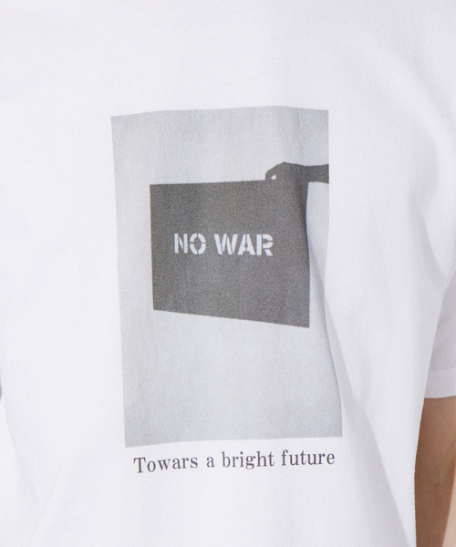 ABAHOUSE GRAY(アバハウスグレイ)の「【モノトーン】フォトプリント 半袖 Tシャツ(Tシャツ/カットソー・メンズ・ホワイト/ホワイト系その他/ホワイト系その他2/ホワイト系その他3・46/48)」の14枚目の写真