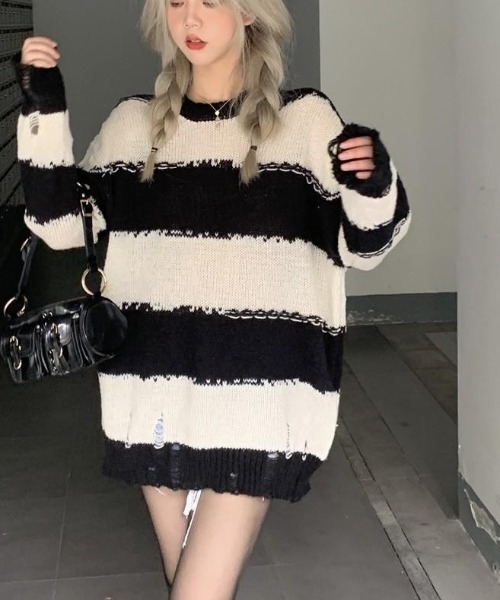 VIBGYOR（ヴィブジョー）の「【LAMPOON】ダメージボーダービッグニット（ニット/セーター・レディース・ブラック/ブルー・MEDIUM）」の18枚目の写真