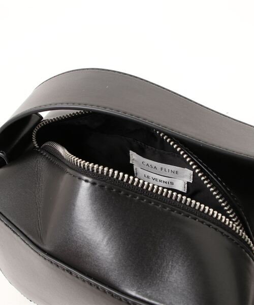 LE VERNIS（ル・ベルニ）の「【CASA FLINE×LE VERNIS】LE VERNIS(ル・ベルニ)スクエアBAG（ハンドバッグ・レディース・ブラック/オリーブ・FREE）」の20枚目の写真
