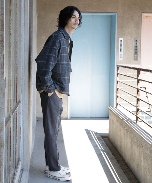 niko and...（ニコアンド）の「ウール混ヘリンボ－ンスリムパンツ（その他パンツ・メンズ・チャコール/ネイビー/ライトブラウン・MEDIUM/LARGE）」の5枚目の写真