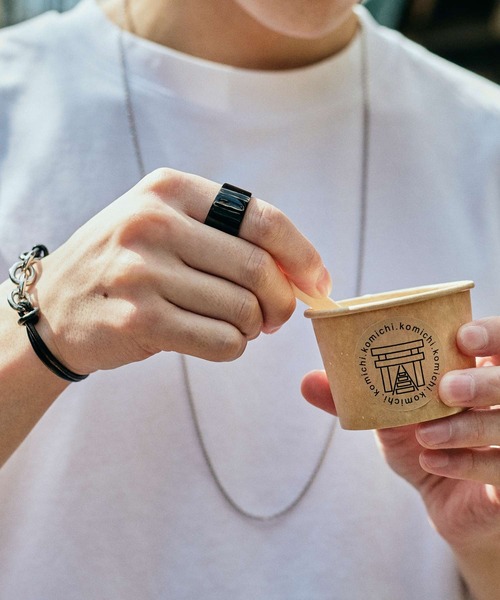 Vaya Con Dios(ヴァヤコンディオス)の「【VayaConDios/ヴァヤコンディオス】R113 ステンレス製プレートリング(リング・メンズ・ゴールド/ブラック/シルバー・#15/#17/#19/#21)」の1枚目の写真