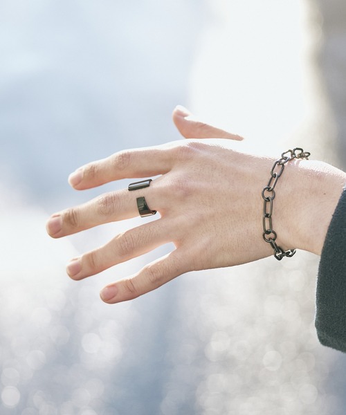 Vaya Con Dios(ヴァヤコンディオス)の「【VayaConDios/ヴァヤコンディオス】R113 ステンレス製プレートリング(リング・メンズ・ゴールド/ブラック/シルバー・#15/#17/#19/#21)」の10枚目の写真