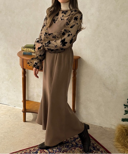 apres jour clair（アプレジュールクレア）の「【apres jour clair】【SETUP可能】マーメイドキャミワンピース【ZOZOTOWN限定アイテム】（ワンピース・レディース・ベージュ/ブラウン系その他/ブラック・X-LARGE/フリー）」の19枚目の写真