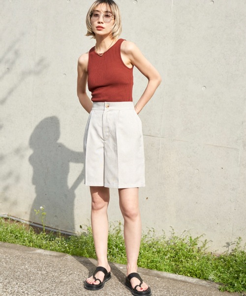 Auntie Rosa Holiday（アンティローザホリデー）の「タックショートパンツ / サイズ展開あり（その他パンツ・レディース・ブラック/ベージュ・MEDIUM/SMALL）」の10枚目の写真