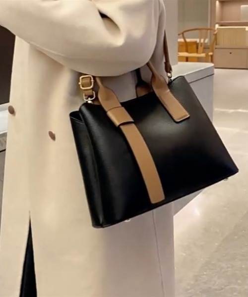 TABI PAL（タビパル）の「ニューデザイン　ショルダーバッグ　ハンドバッグ（ショルダーバッグ・レディース・ベージュ/ブラック/ブルー・FREE）」の3枚目の写真