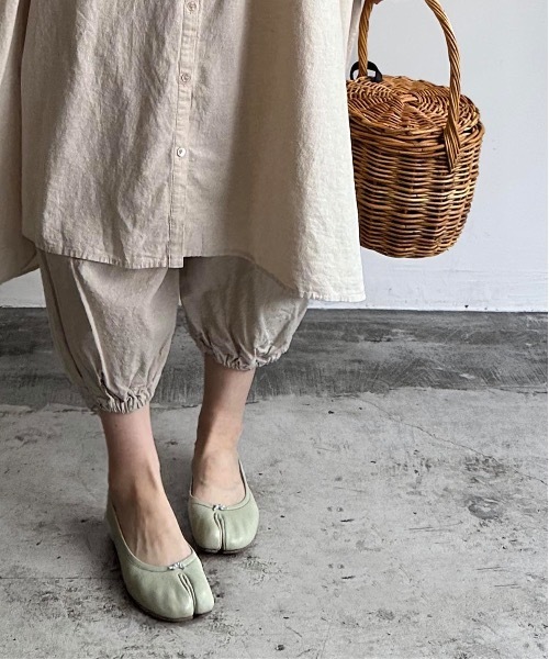 vent blanc(ヴァンブラン)の「vent blanc ヴァンブラン コットンリネン ボリュームパンツ(その他パンツ・レディース・ブラック/オフホワイト・FREE)」の15枚目の写真