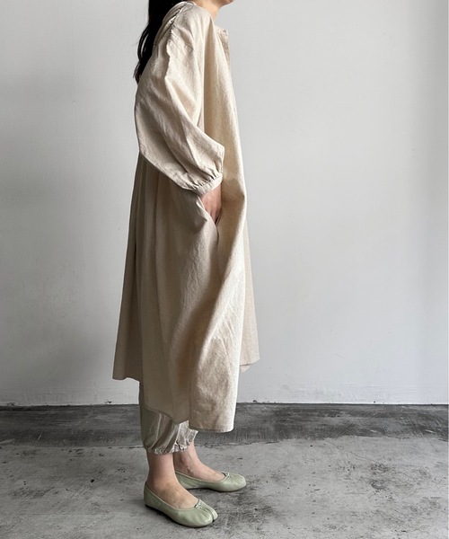 vent blanc(ヴァンブラン)の「vent blanc ヴァンブラン コットンリネン ボリュームパンツ(その他パンツ・レディース・ブラック/オフホワイト・FREE)」の11枚目の写真