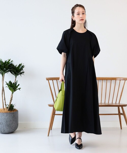 新品Ray BEAMS/BOXタック ボリュームスリーブワンピース　ベージュ Ray BEAMS（レイビームス）の「Ray BEAMS / BOX タック
