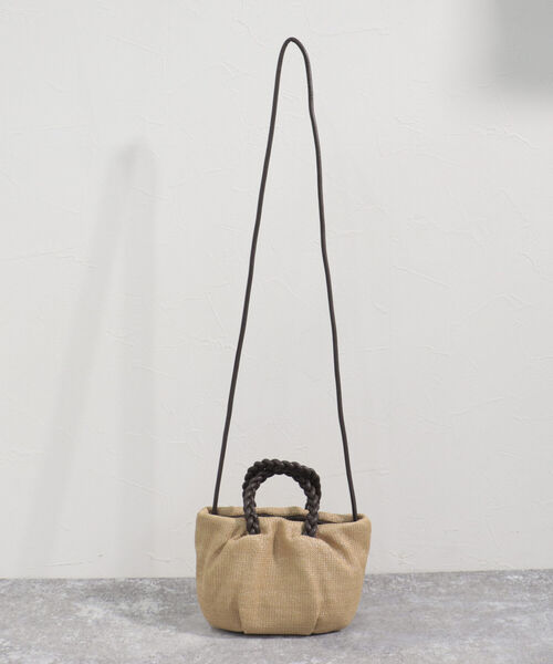 fredy emue（フレディエミュ）の「ブレードハンドルギャザーミニバッグ（トートバッグ・レディース・ベージュ/ブラック系その他・FREE）」の10枚目の写真