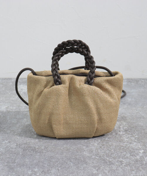 fredy emue（フレディエミュ）の「ブレードハンドルギャザーミニバッグ（トートバッグ・レディース・ベージュ/ブラック系その他・FREE）」の12枚目の写真