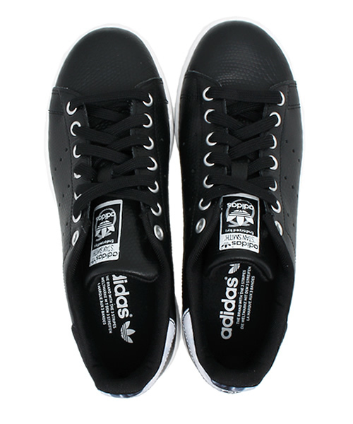 adidas(アディダス)の「ウィメンズ アディダス リタオラ adidas RITA ORA STAN SMITH W B34066(スニーカー・レディース・ブラック・24cm/23.5cm/23cm/24.5cm)」の8枚目の写真