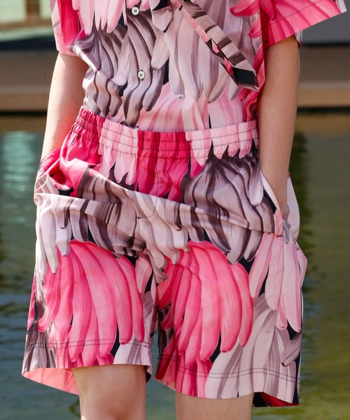 MSGM（エムエスジーエム）の「BANANA プリント バミューダショーツ 