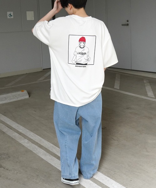 Red Cap Girl（レッドキャプガール）の「【RED CAP GIRL】 バックイラスト / バック転写 ワンポイント刺繍 ドレープとろみ ポンチ ビッグシルエットプリントTシャツ（Tシャツ/カットソー・メンズ・ホワイト系その他/サックスブルー系/ブラック/サックスブルー/ベージュ/ベージュ系その他/ホワイト/ブラック系その他/ライトグレー/ライトグレー系/ライトグレー系2/ライトグレー系3/ホワイト系その他2/ホワイト系その他3/ブラック系その他2/ブラック系その他3/ブルー系2/ブルー系3・M/L/XL）」の19枚目の写真