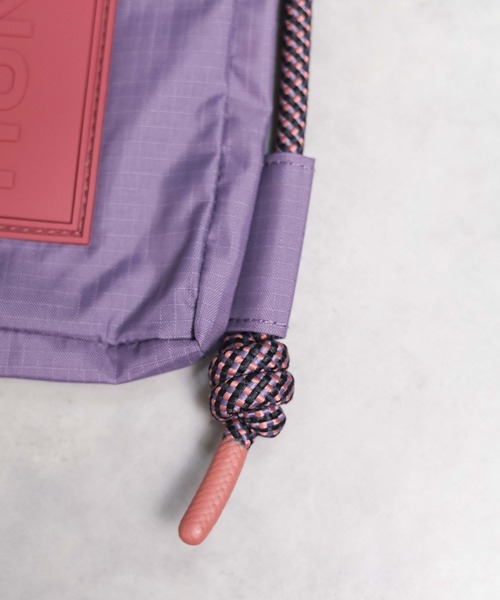 HUNTER（ハンター）の「★HUNTER★TRAVEL RIPSTOP PHONE POUCH（ショルダーバッグ・レディース・ホワイト系その他/ブラック/ブラック系その他/ダークパープル/ベージュ・FREE）」の22枚目の写真
