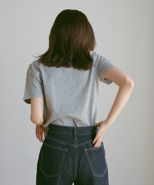 N WITH.（エヌウィズ）の「レタードTシャツ（Tシャツ/カットソー・レディース・ライトベージュ/グレー/ホワイト・FREE）」の4枚目の写真