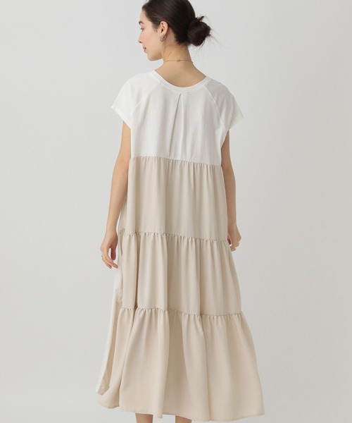 saloon（サルーン）の「SALOON(サルーン)/ティアードTシャツワンピース【手洗い可】ロング丈（ワンピース・レディース・ホワイト/ブラック/ベージュ/カーキ/ブルー/オレンジ・FREE）」の2枚目の写真