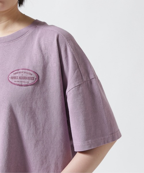 AVIREX（アヴィレックス）の「OPEN NECK T-SHIRT/ オープンネックTシャツ（Tシャツ/カットソー・レディース・ラベンダー/ブラック・F）」の8枚目の写真