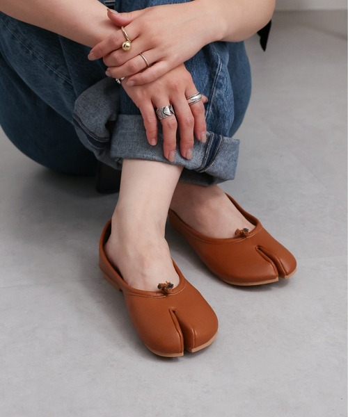 sakishimatokyo(サキシマトーキョー)の「足袋パンプス/足袋バレエシューズ(バレエシューズ・レディース・ベージュ/ブラウン/ブラック/オフホワイト・SMALL/MEDIUM/LARGE)」の20枚目の写真
