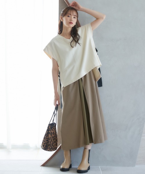 miclat（ミクラ）の「大きいサイズ　サイドベルトスウェットベスト　miclat（スウェット・レディース・クリーム/ネイビー・3L～4L/L～LL）」の6枚目の写真