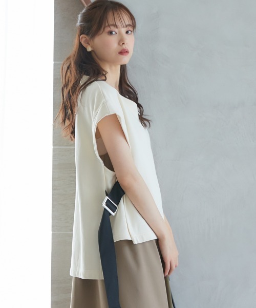 miclat（ミクラ）の「大きいサイズ　サイドベルトスウェットベスト　miclat（スウェット・レディース・クリーム/ネイビー・3L～4L/L～LL）」の4枚目の写真