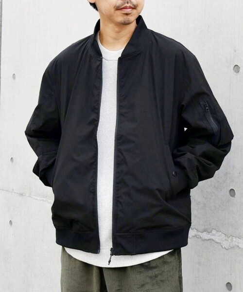SHIPS any(シップス エニィ)の「SHIPS any: 〈手洗い可能・撥水加工〉エアダウン 4WAY MA-1◇(MA-1・メンズ・ブラック/オリーブ・MEDIUM/LARGE)」の7枚目の写真
