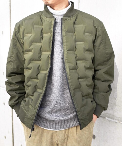 SHIPS any(シップス エニィ)の「SHIPS any: 〈手洗い可能・撥水加工〉エアダウン 4WAY MA-1◇(MA-1・メンズ・ブラック/オリーブ・MEDIUM/LARGE)」の8枚目の写真