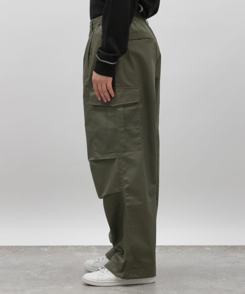 LAKOLE（ラコレ）の「TCツイルワイドカーゴパンツ / 970519（カーゴパンツ・メンズ・オリーブ/グレー/ブラック・MEDIUM/LARGE/X-LARGE）」の15枚目の写真