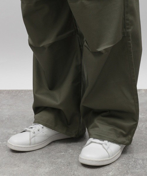 LAKOLE（ラコレ）の「TCツイルワイドカーゴパンツ / 970519（カーゴパンツ・メンズ・オリーブ/グレー/ブラック・MEDIUM/LARGE/X-LARGE）」の20枚目の写真