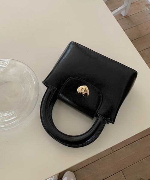 gossip！ロサンゼルス（ゴシップロサンゼルス）の「ハートロック２WAYBAG（ハンドバッグ・レディース・ブラック/ホワイト・FREE）」の7枚目の写真
