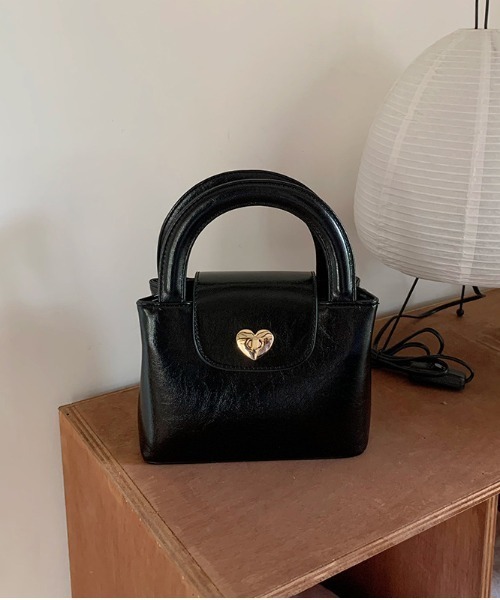 gossip！ロサンゼルス（ゴシップロサンゼルス）の「ハートロック２WAYBAG（ハンドバッグ・レディース・ブラック/ホワイト・FREE）」の12枚目の写真