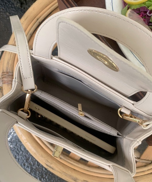 gossip！ロサンゼルス（ゴシップロサンゼルス）の「ハートロック２WAYBAG（ハンドバッグ・レディース・ブラック/ホワイト・FREE）」の19枚目の写真