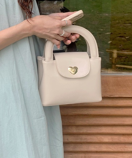 gossip！ロサンゼルス（ゴシップロサンゼルス）の「ハートロック２WAYBAG（ハンドバッグ・レディース・ブラック/ホワイト・FREE）」の18枚目の写真