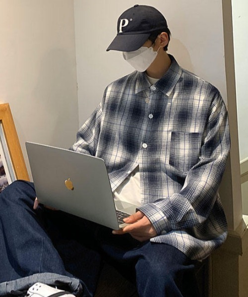 MGV(エムジーヴィー)の「マルチチェックシャツ(シャツ/ブラウス・メンズ・ブルー/ホワイト/グレー・X-LARGE/LARGE/MEDIUM)」の11枚目の写真