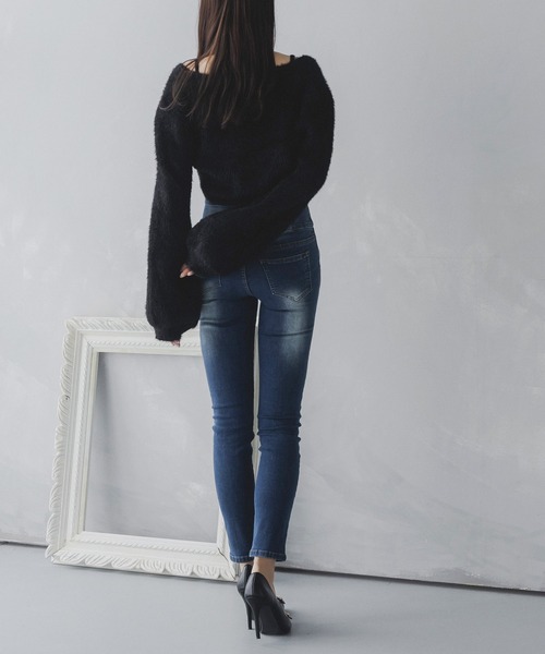 Julia Boutique（ジュリアブティック）の「チェーン付きシャギーニットカーディガン+キャミソールセット/23507（アンサンブル・レディース・オフホワイト/ブラック・ONE）」の13枚目の写真