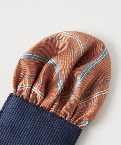 green label relaxing（グリーンレーベルリラクシング）の「ネクタイチーフセット/ ストライプ ML（ネクタイ・キッズ・オレンジ/コバルトブルー/ダークグリーン・L/M）」の6枚目の写真