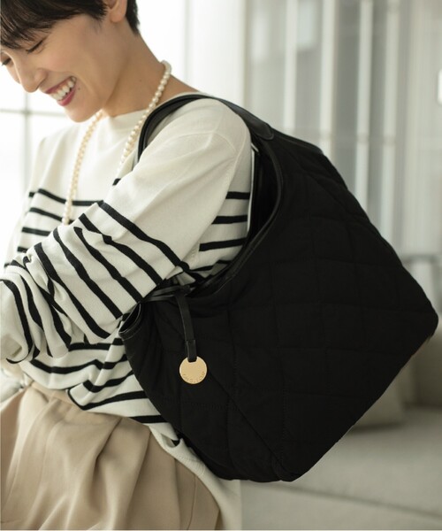 OPAQUE.CLIP(オペークドットクリップ)の「◆【フェイクファー/キルティング】くり手ミドルトートバッグ(トートバッグ・レディース・グレー/ベージュ系その他2/ブラック/チャコール/グリーン系その他3/ベージュ・00)」の7枚目の写真