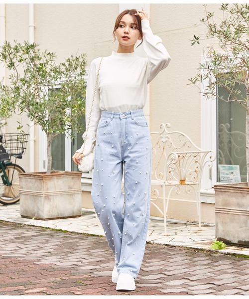 CHILLE（チル）の「パール　デニムストレートパンツ（デニムパンツ・レディース・ブルー・S/M）」の6枚目の写真