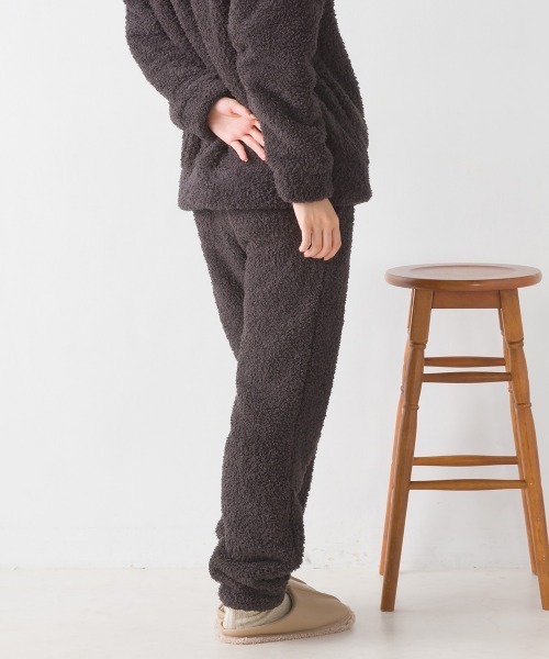 OMNES（オムネス）の「あったかふわシャギーパンツ（その他パンツ・レディース・ホワイト×ブルー/チャコール/ピンク/ネイビー・MEDIUM/LARGE）」の11枚目の写真