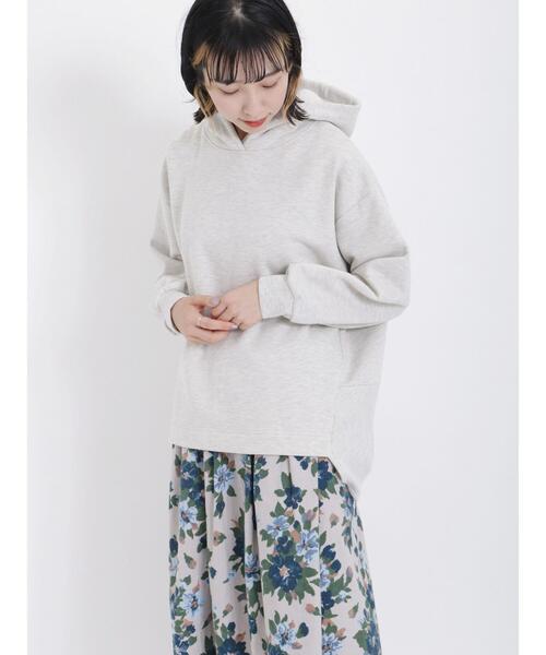 Samansa Mos2(サマンサ モスモス)の「裏起毛コクーンパーカー(Tシャツ/カットソー・レディース・チャコールグレー/グレー/キナリ・F)」の22枚目の写真